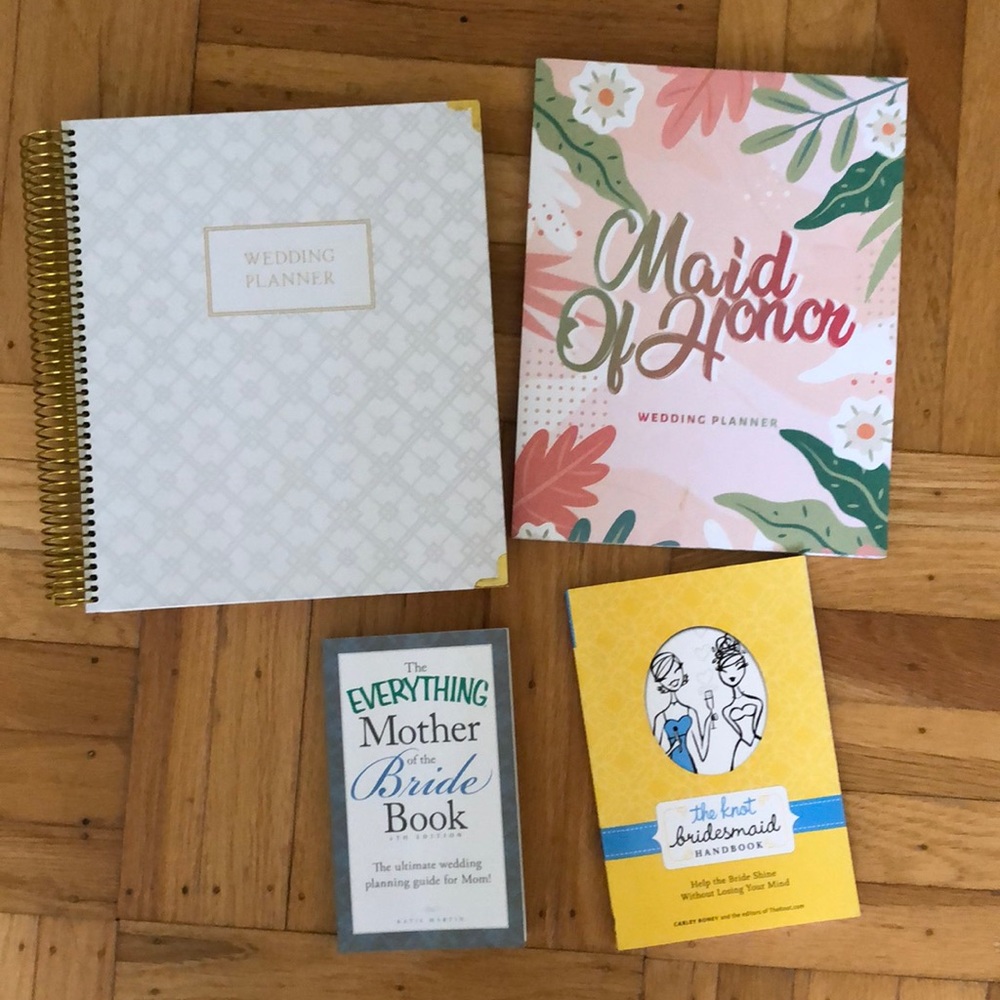 Wedding books and free guest book included! Total of 5 books!